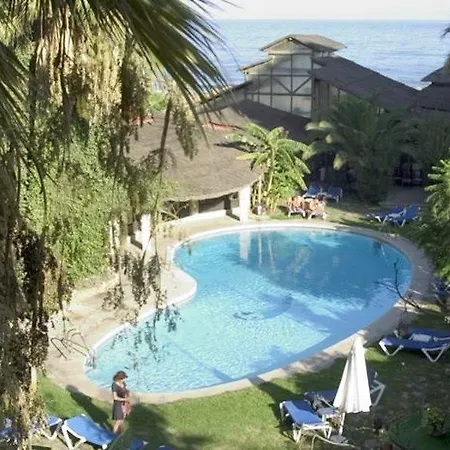 Tropicana Hotel 2*
